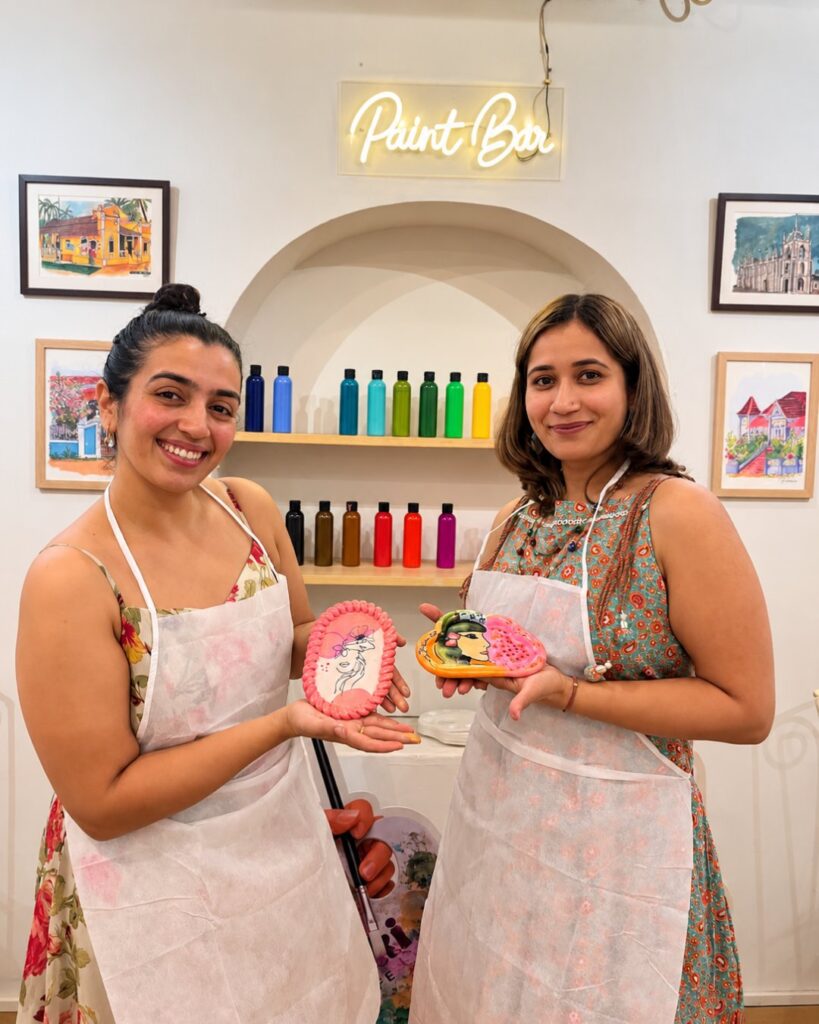 Art Cafe – friends with their art