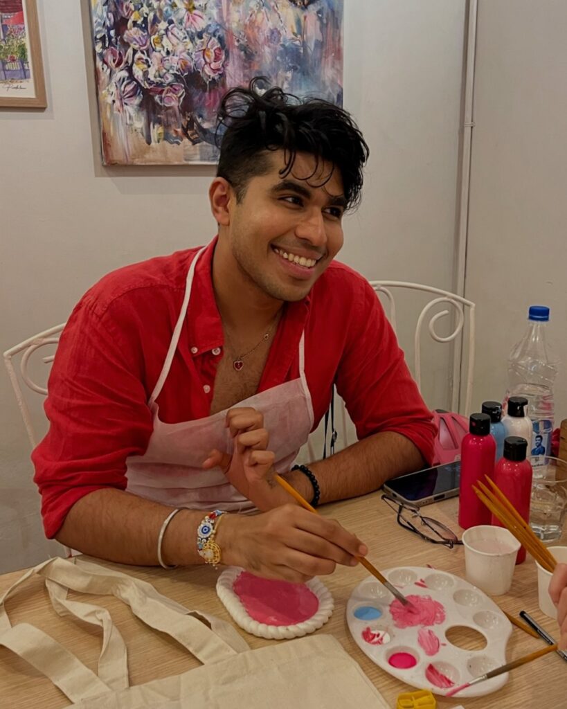Art Cafe – trinket tray painting